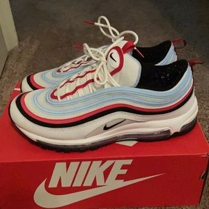 Size 10s air maxes